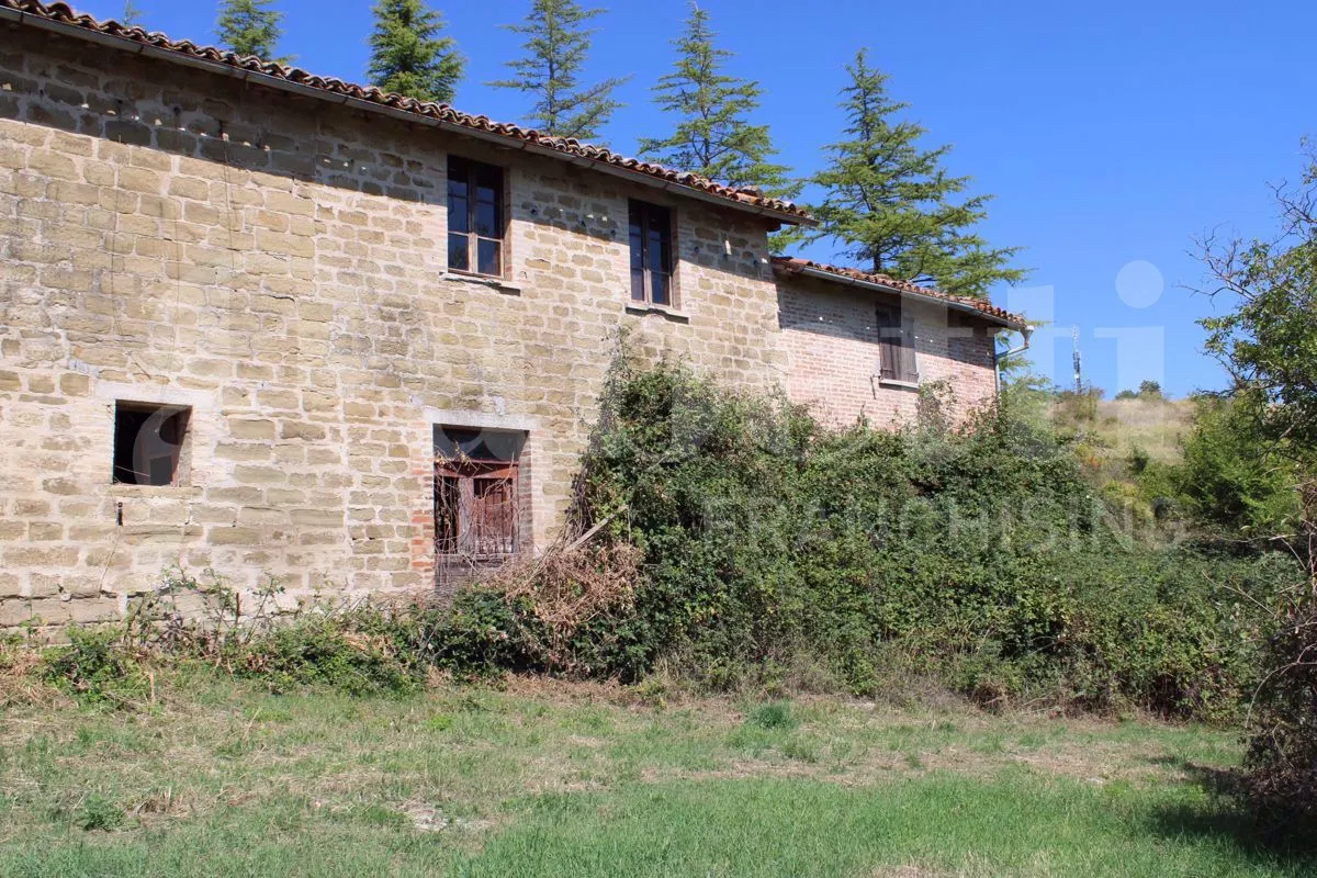 Foto 2 di 9 - Casa indipendente in vendita a Gubbio