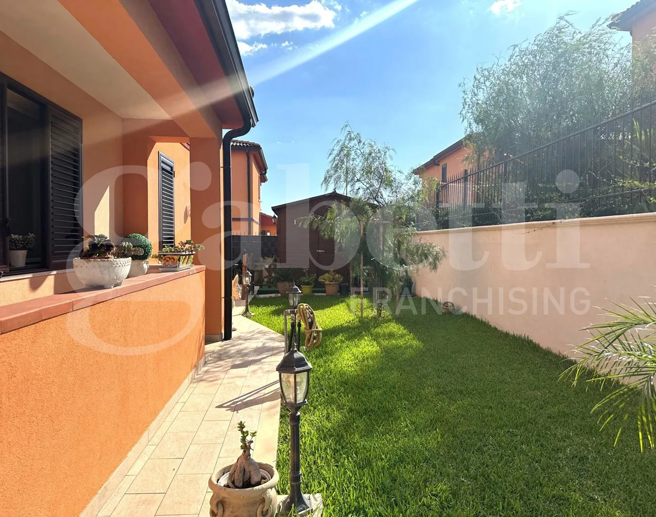 Foto 47 di 50 - Villa in vendita a Avola