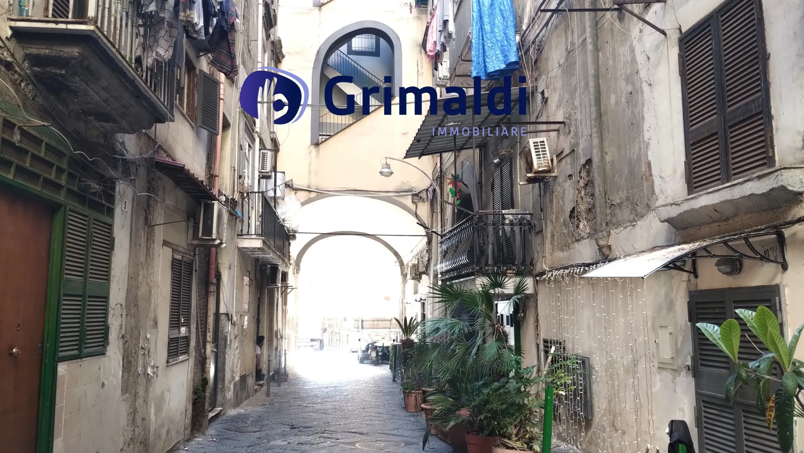 Foto 3 di 12 - Appartamento in vendita a Napoli