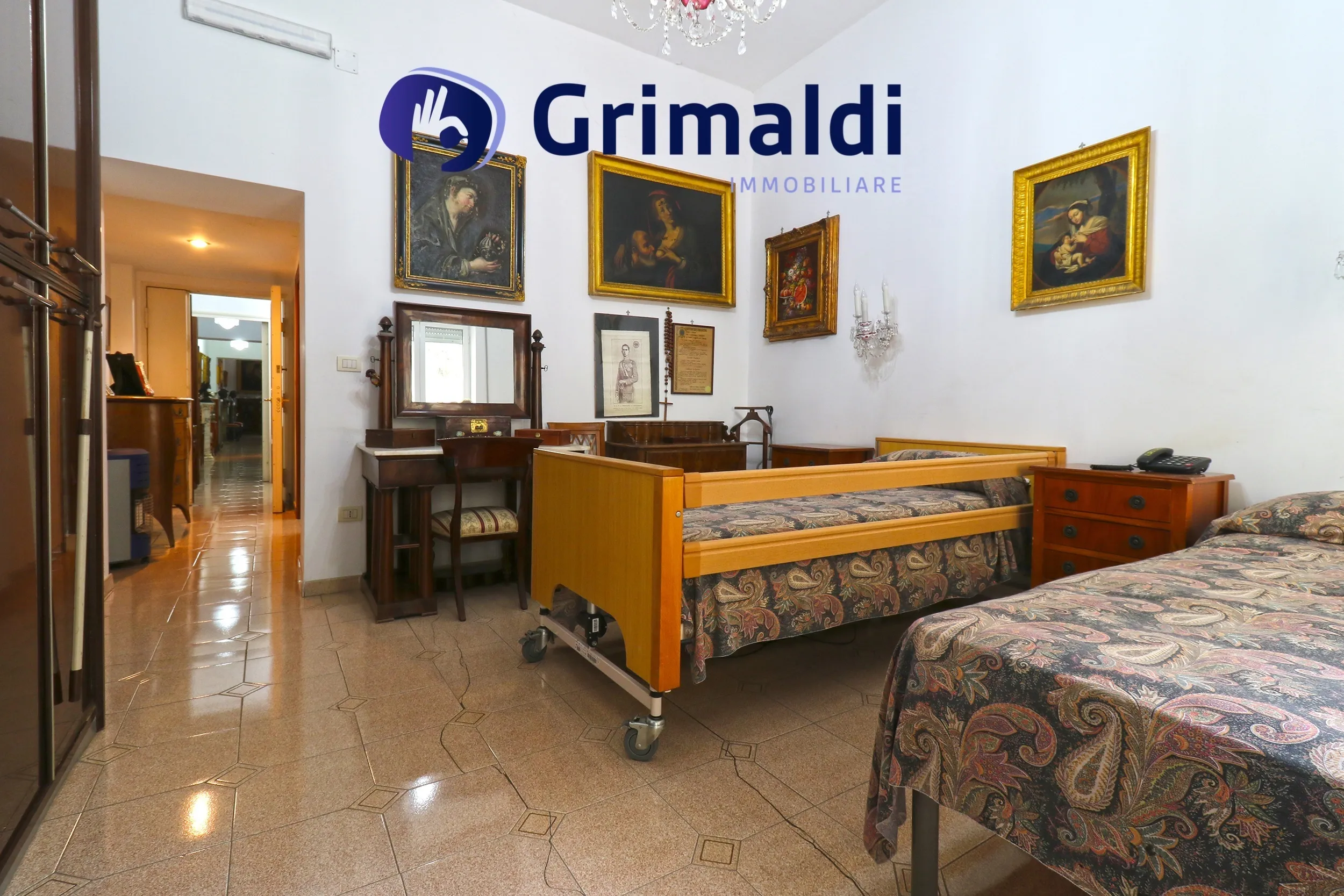 Foto 10 di 42 - Appartamento in vendita a Napoli