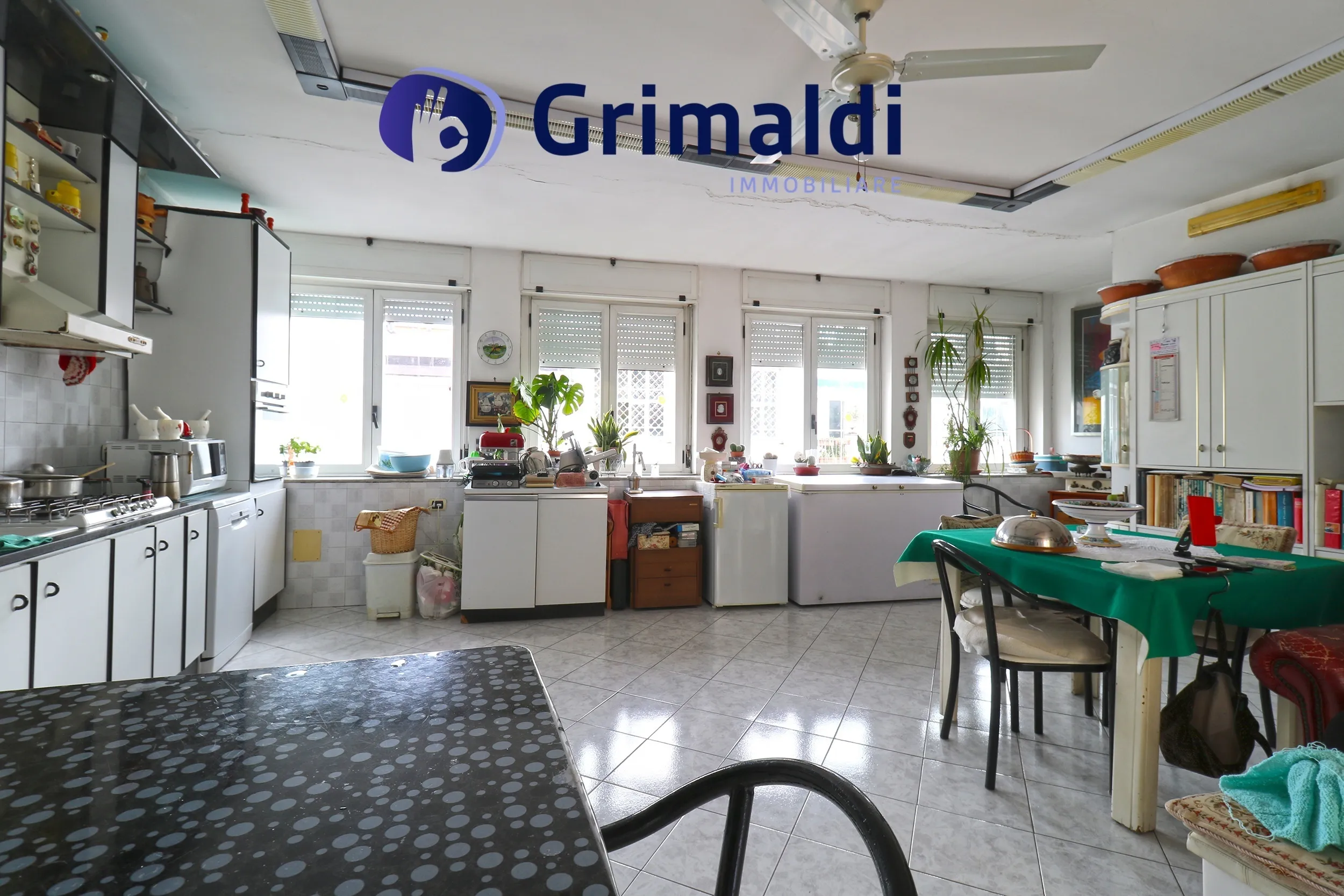 Foto 22 di 42 - Appartamento in vendita a Napoli