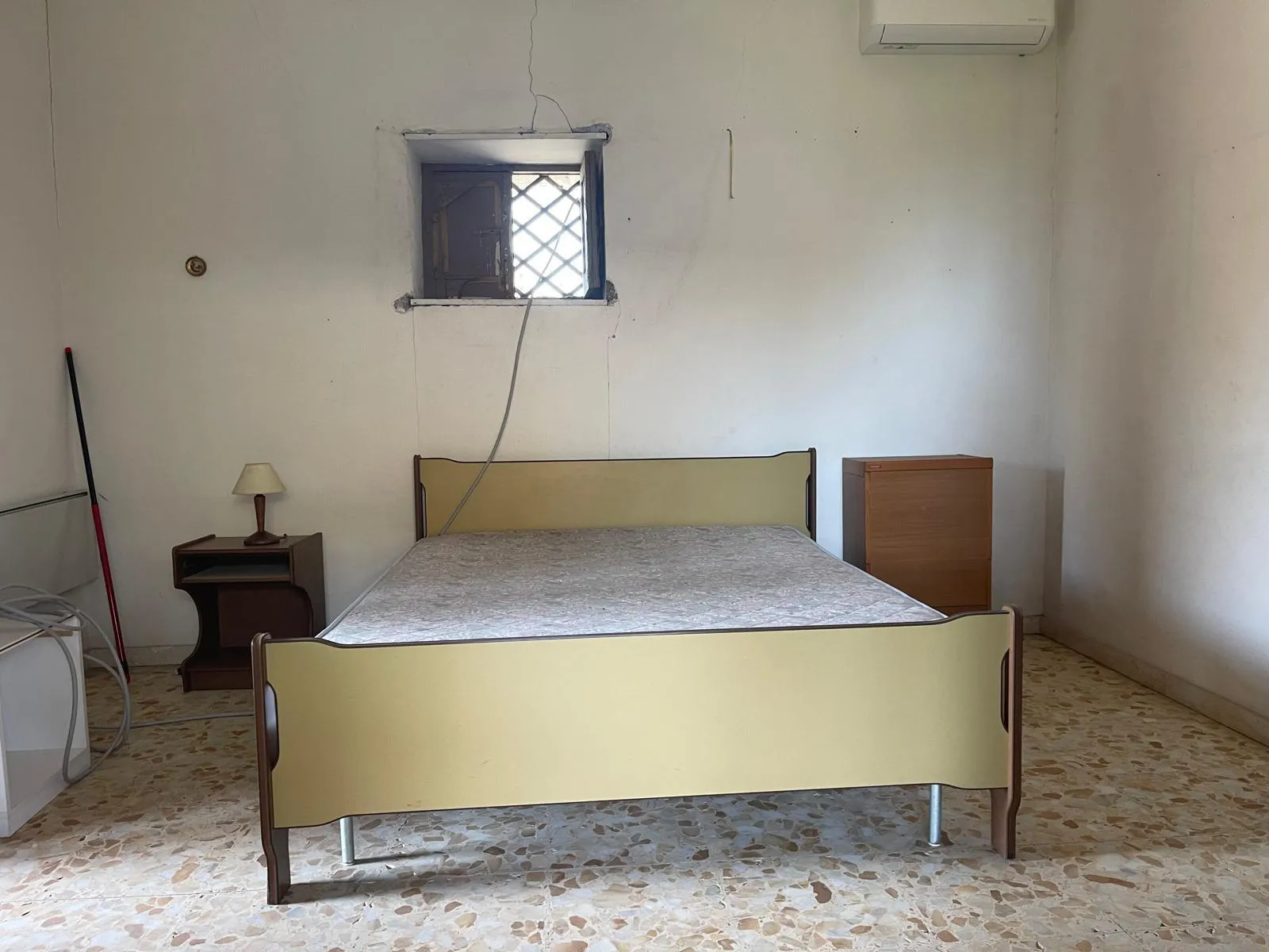 Foto 9 di 16 - Casa indipendente in vendita a Tremestieri Etneo
