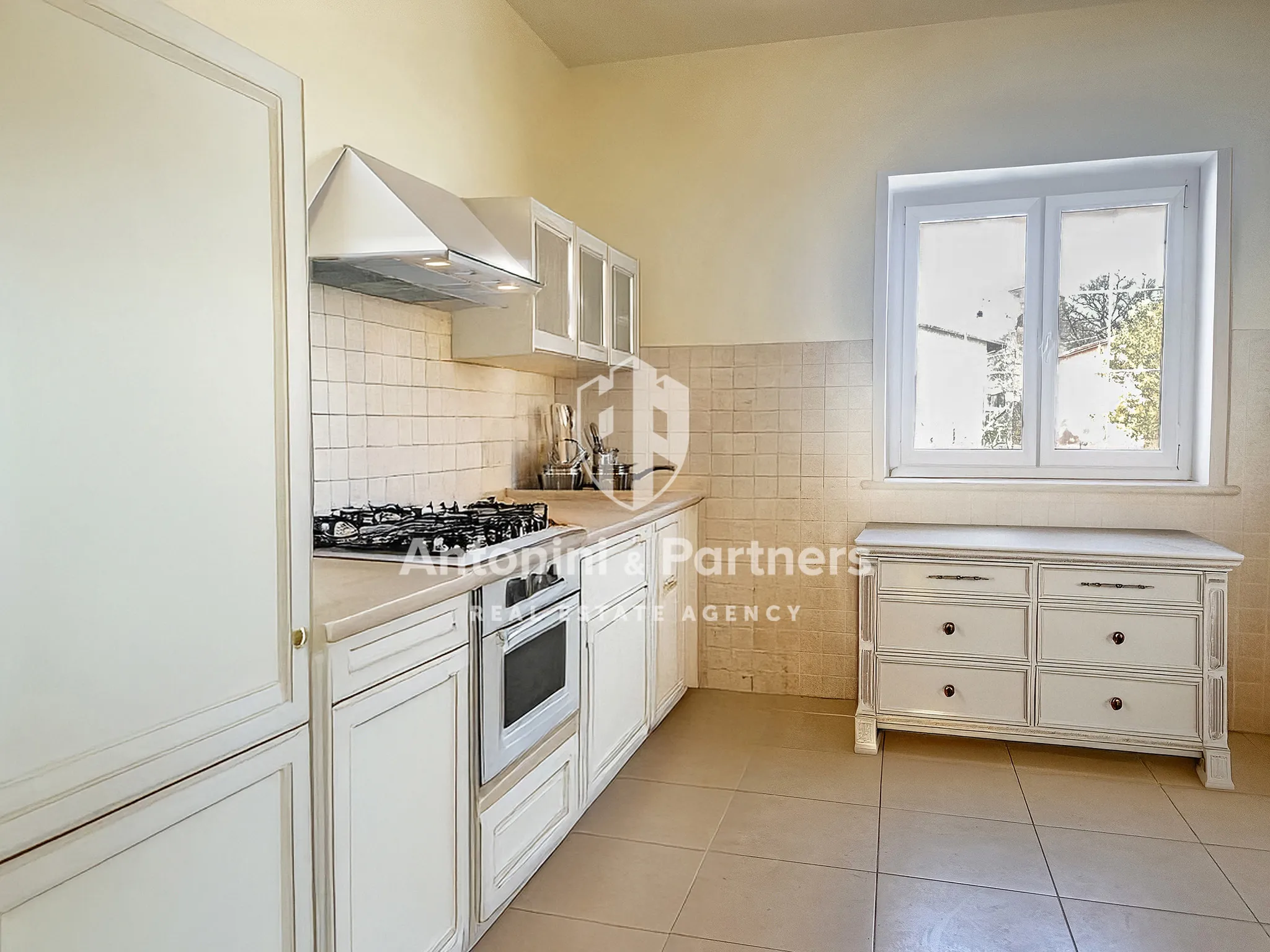 Foto 7 di 25 - Casa indipendente in vendita a Todi