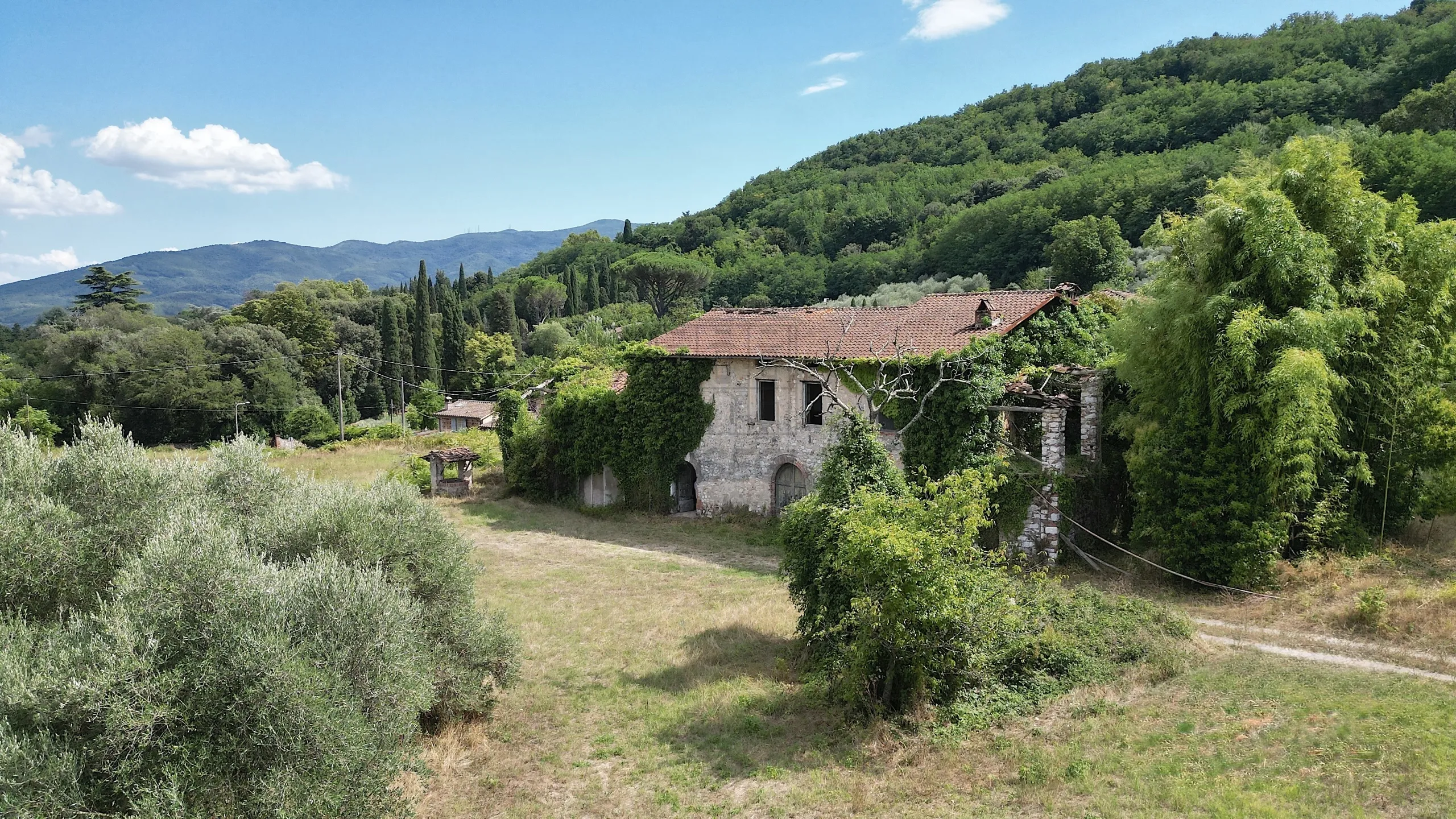 Casa indipendente in vendita a Lucca