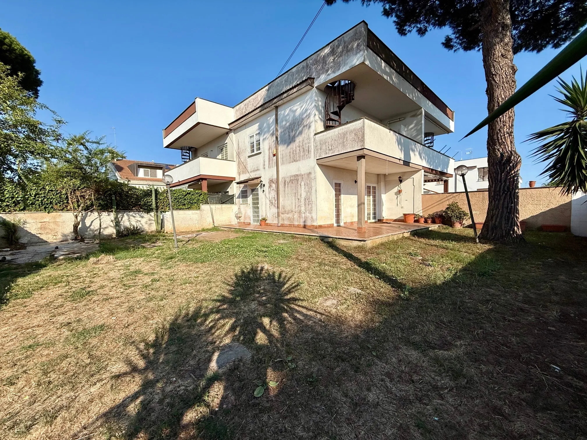 Foto 1 di 21 - Casa indipendente in vendita a Anzio