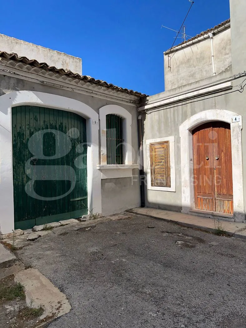 Foto 2 di 22 - Casa indipendente in vendita a Avola