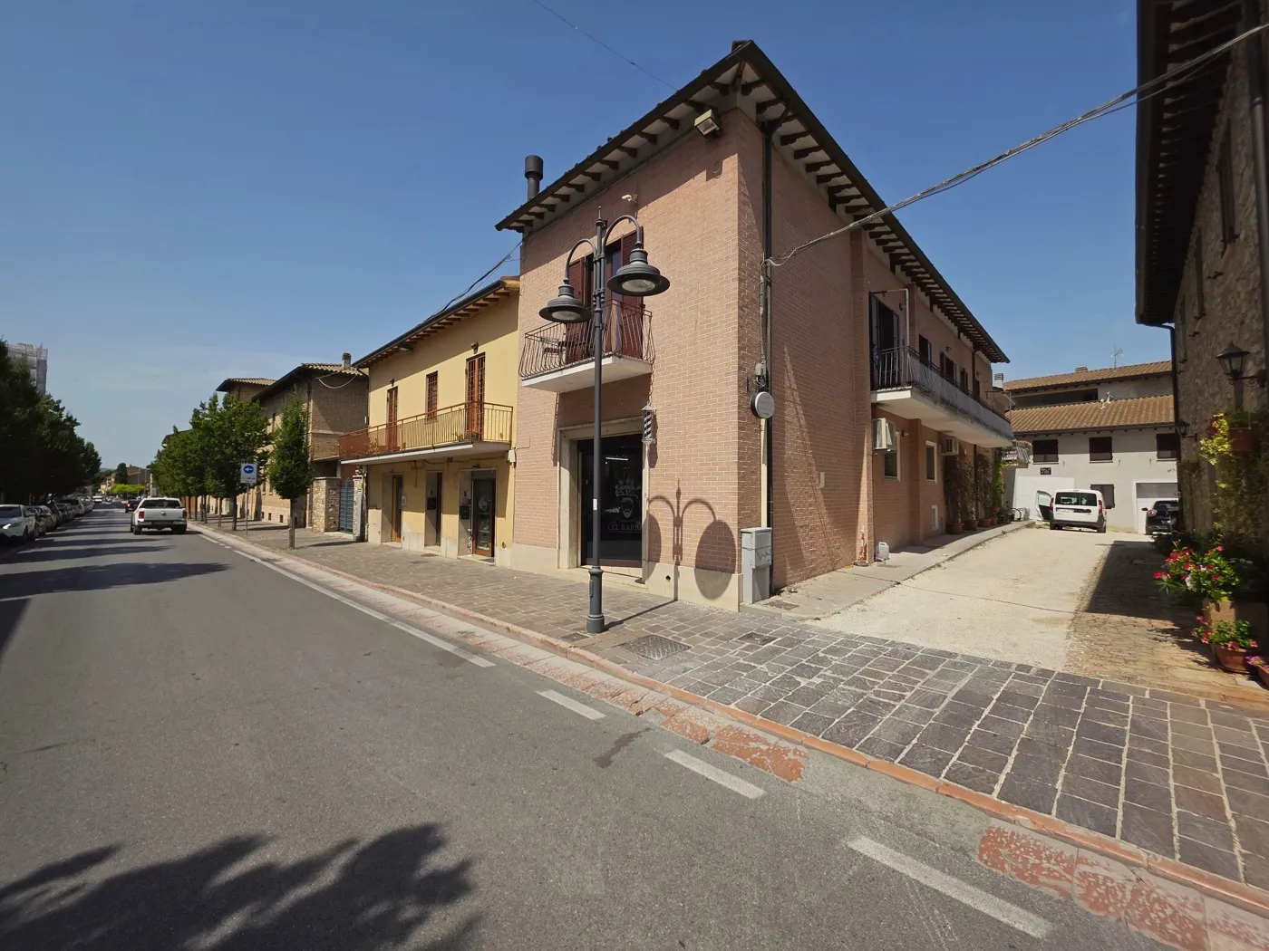 Foto 4 di 45 - Appartamento in vendita a Assisi