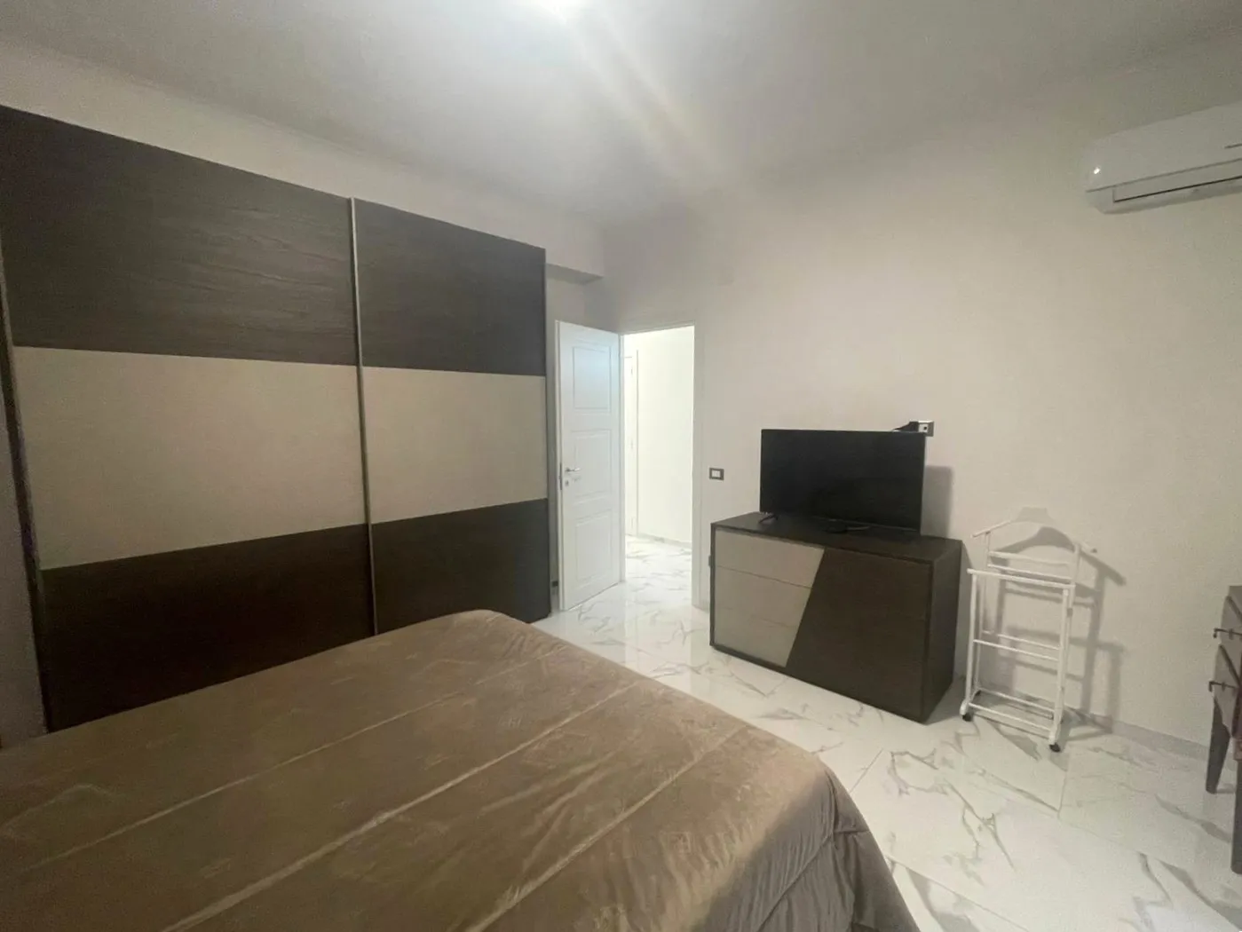 Foto 18 di 42 - Appartamento in vendita a Palermo