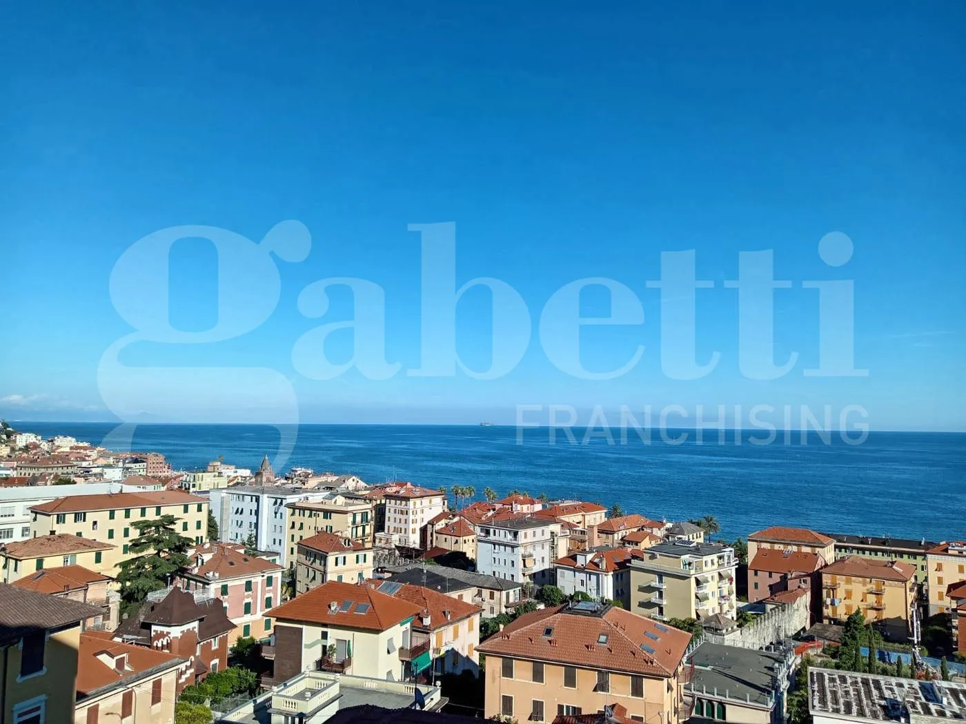 Appartamento in vendita a Varazze
