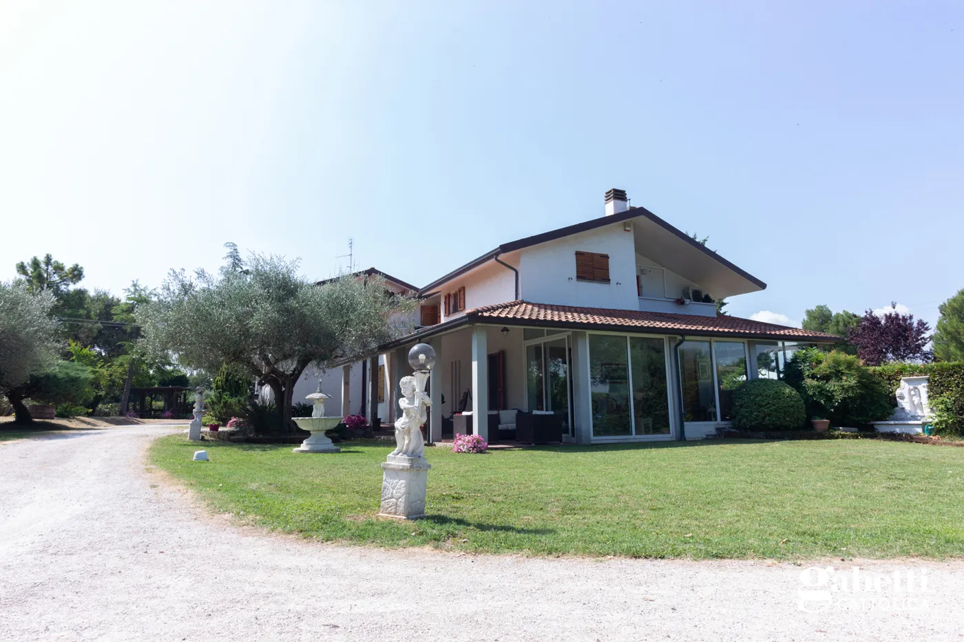 Foto 40 di 44 - Villa in vendita a Pesaro